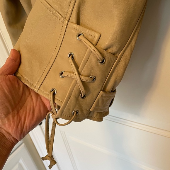 A.L.C. | $1,495 Dree Zip-Front Leather Moto Jacket in Tan/Camel, Size 8 - Picture 7 of 12